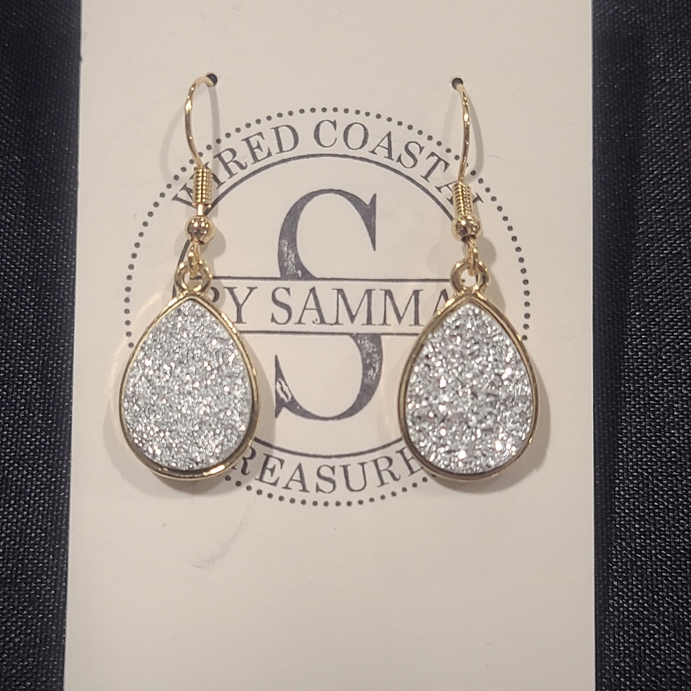 Stone earrings